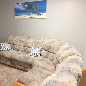 Apartment Cozy 2-bedroom Basement Retreat